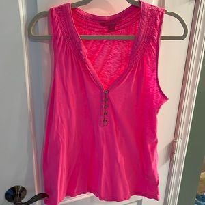 Lilly Pulitzer Essie top